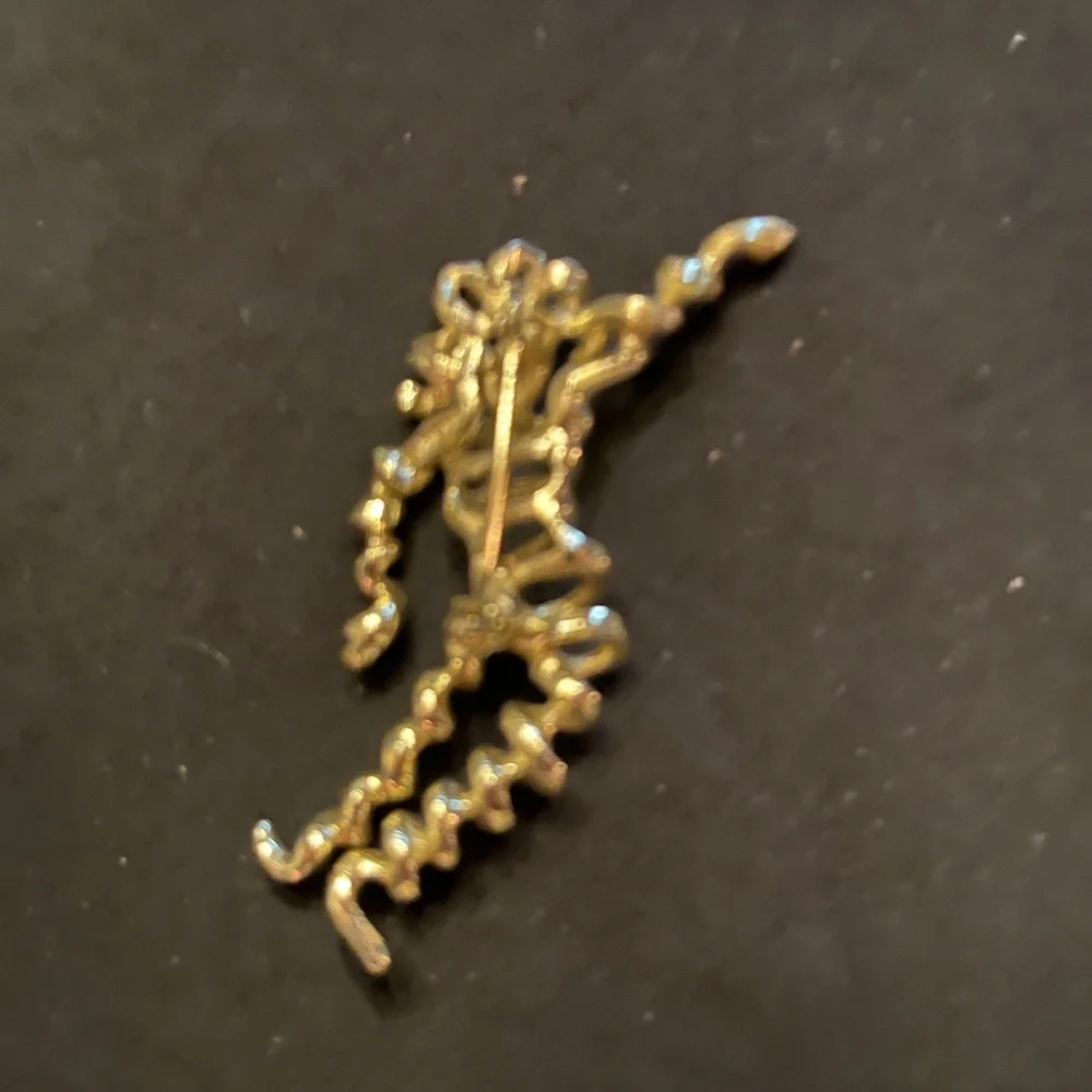Vintage Gold Tone Corkscrew Dancer Lady Spiral Brooch